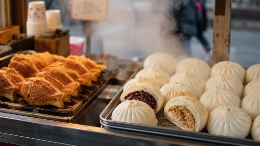 Bungeoppang & Hoppang(붕어빵 & 호빵): The Golden Warmth That Defines a Korean Winter