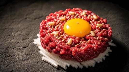 Beyond BBQ: Why Seoul’s Fresh Raw Beef Tartare is the Ultimate Culinary Adventure