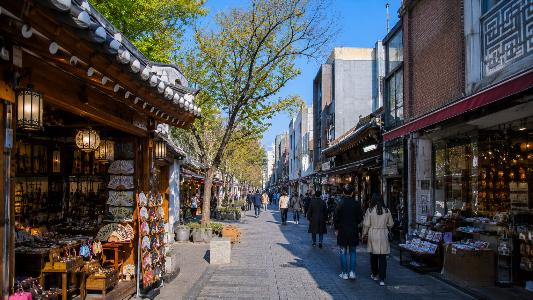 Why Insadong Remains Seoul’s Most Traditional Street